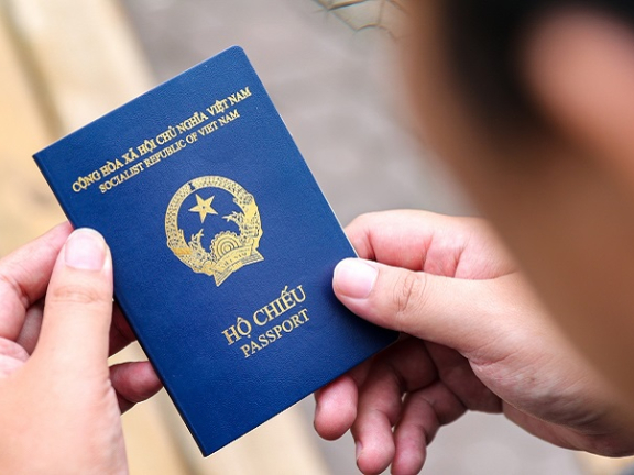 ĐỨC CẤP LẠI VISA NHIỀU NĂM CHO HỘ CHIẾU VIỆT NAM MẪU MỚI
